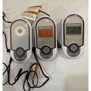 Motorola Baby MBP16/2BU 2-Audio Baby Monitor & 2 Parent Units~990’ Range Tested